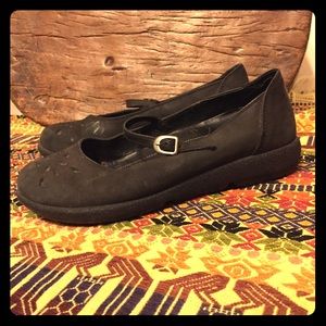 Dansko maryjane leather flats 36